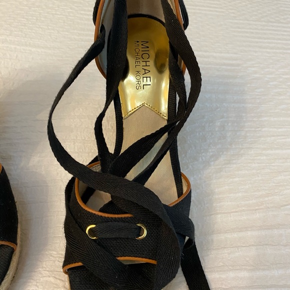 Michael Kor Wedge - Picture 2 of 3